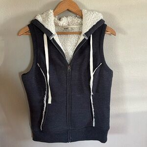 Women’s Vest Style Hoodie with Sherpa Lining